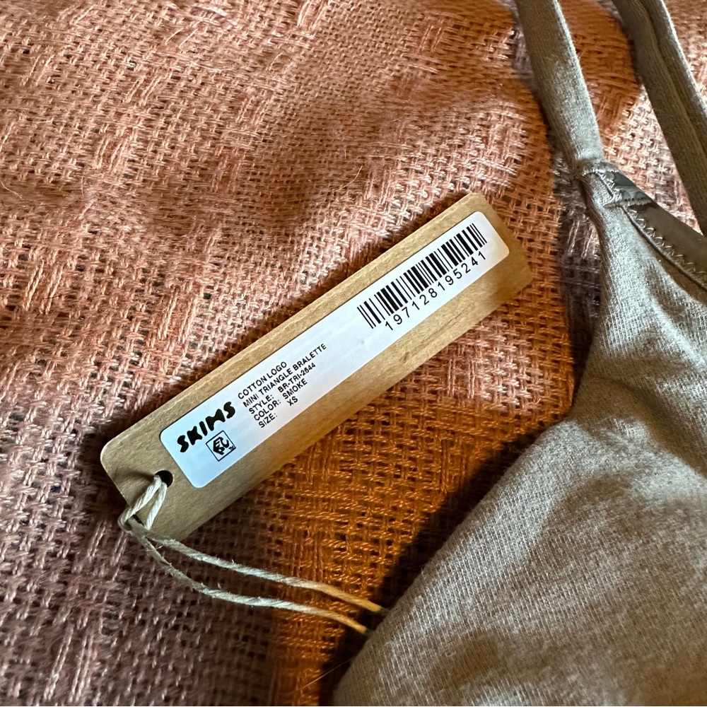 NWT Skims Cotton Logo Mini Triangle Bralette - Picture 8 of 8